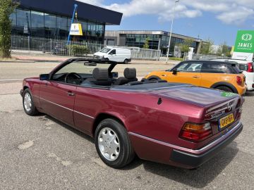 Mercedes-Benz 300