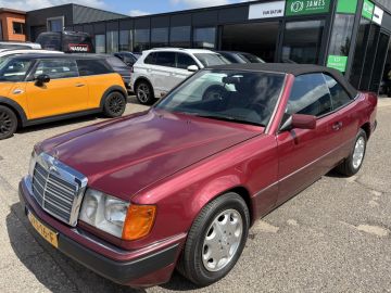 Mercedes-Benz 300