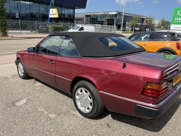 Mercedes-Benz 300