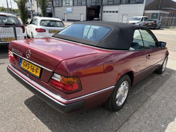 Mercedes-Benz 300