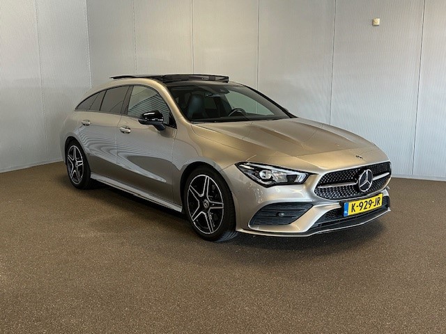 Mercedes-Benz CLA Shooting Brake 180 AMG STYLING-PANORAMA-NIGHT-SFEER-WIDESCREEN-DO