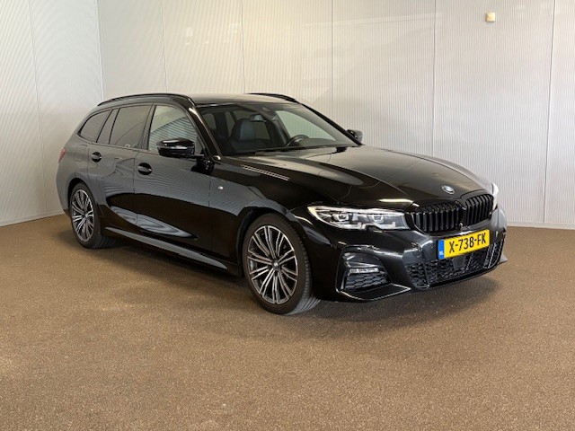 BMW 3 Serie Touring 320i M SPORTPAKKET-ACC-SPORTSTOELEN-CAMERA-COMPLEET