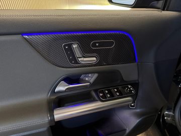 Mercedes-Benz GLA 250 4-Matic AMG STYLING-PANORAMA-MEMORY-DISTRONIC-HEAD UP-ZEER CO