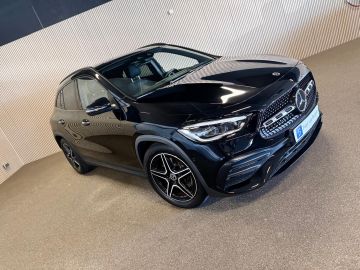 Mercedes-Benz GLA 250 4-Matic AMG STYLING-PANORAMA-MEMORY-DISTRONIC-HEAD UP-ZEER CO