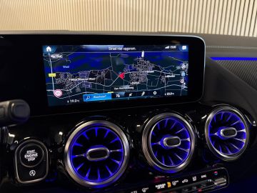 Mercedes-Benz GLA 250 4-Matic AMG STYLING-PANORAMA-MEMORY-DISTRONIC-HEAD UP-ZEER CO