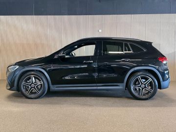 Mercedes-Benz GLA 250 4-Matic AMG STYLING-PANORAMA-MEMORY-DISTRONIC-HEAD UP-ZEER CO