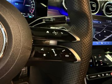 Mercedes-Benz C-Klasse 300e AMG STYLING-PANORAMA-HEAD UP-MEMORY-DISTRONIC-COMPLEET