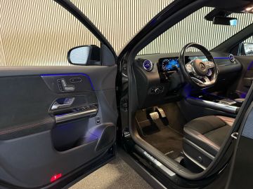 Mercedes-Benz GLA 180 AMG STYLING-PANODAK-MEMORY-NIGHT-MULTIBEAM-WIDESCREEN-COMPLEE