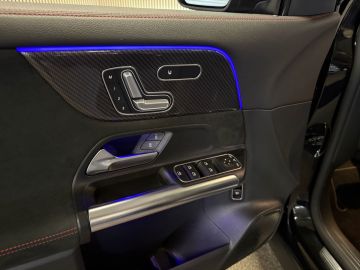 Mercedes-Benz GLA 180 AMG STYLING-PANODAK-MEMORY-NIGHT-MULTIBEAM-WIDESCREEN-COMPLEE