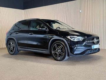 Mercedes-Benz GLA 180 AMG STYLING-PANODAK-MEMORY-NIGHT-MULTIBEAM-WIDESCREEN-COMPLEE