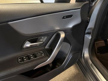 Mercedes-Benz A-Klasse 200 Progressive-WIDESCREEN-APPLE CARPLAY-CAMERA-STOELCOMFORT-COMP