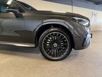Mercedes-Benz GLC Coupé 300e 4 Matic AMG STYLING-PANORAMA-MEMORY-BURMESTER-HEAD UP-
