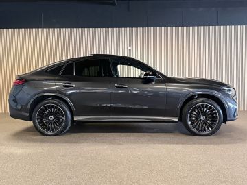 Mercedes-Benz GLC Coupé 300e 4 Matic AMG STYLING-PANORAMA-MEMORY-BURMESTER-HEAD UP-