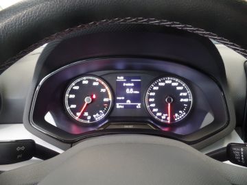 Seat Arona 1.0 TSI Style, Apple Carplay, Clima controle, Cruise controle, El