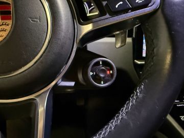 Porsche Cayenne 3.0 E-Hybrid SPORT DESIGN-PANO-SPORT CHRONO-14 VOUDIG-VIERWIELBES