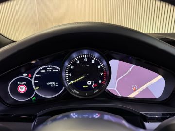 Porsche Cayenne 3.0 E-Hybrid SPORT DESIGN-PANO-SPORT CHRONO-14 VOUDIG-VIERWIELBES