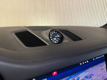 Porsche Cayenne 3.0 E-Hybrid SPORT DESIGN-PANO-SPORT CHRONO-14 VOUDIG-VIERWIELBES