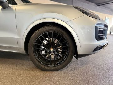 Porsche Cayenne 3.0 E-Hybrid SPORT DESIGN-PANO-SPORT CHRONO-14 VOUDIG-VIERWIELBES