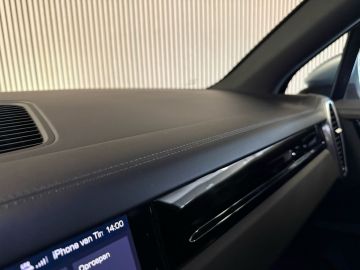 Porsche Cayenne 3.0 E-Hybrid SPORT DESIGN-PANO-SPORT CHRONO-14 VOUDIG-VIERWIELBES