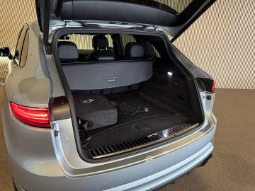 Porsche Cayenne 3.0 E-Hybrid SPORT DESIGN-PANO-SPORT CHRONO-14 VOUDIG-VIERWIELBES