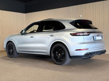 Porsche Cayenne 3.0 E-Hybrid SPORT DESIGN-PANO-SPORT CHRONO-14 VOUDIG-VIERWIELBES