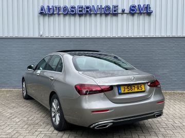Mercedes-Benz E-Klasse 200 Avantgarde - Pano - 360gr. camera - Dodehoekassitent etc etc 