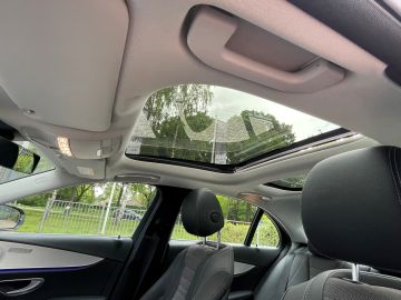 Mercedes-Benz E-Klasse 200 Avantgarde - Pano - 360gr. camera - Dodehoekassitent etc etc 