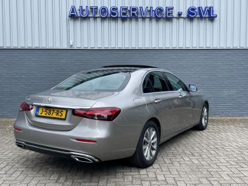 Mercedes-Benz E-Klasse 200 Avantgarde - Pano - 360gr. camera - Dodehoekassitent etc etc 