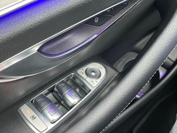 Mercedes-Benz E-Klasse 200 Avantgarde - Pano - 360gr. camera - Dodehoekassitent etc etc 