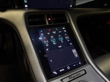 Porsche Taycan Cross Turismo 4 93 kWh-SOH 90%-PANORAMA-ADAP. STOELEN 18 VOUDIG-1