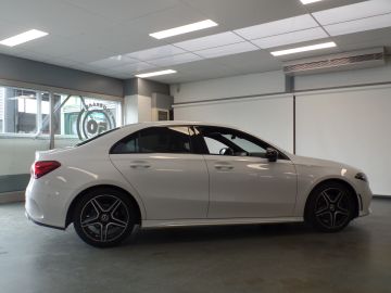 Mercedes-Benz A-Klasse sedan 180 automaat, Business Solution AMG pakket, Navigatie, Clim