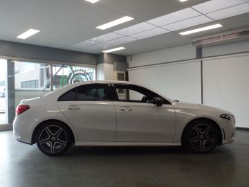 Mercedes-Benz A-Klasse sedan 180 automaat, Business Solution AMG pakket, Navigatie, Clim