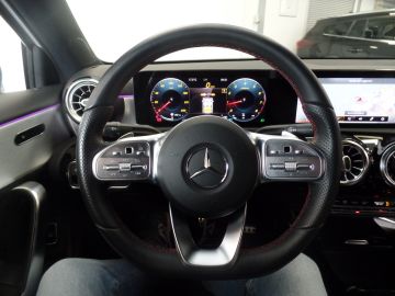 Mercedes-Benz A-Klasse sedan 180 automaat, Business Solution AMG pakket, Navigatie, Clim