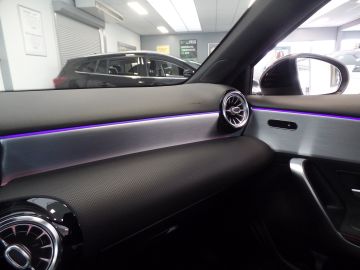 Mercedes-Benz A-Klasse sedan 180 automaat, Business Solution AMG pakket, Navigatie, Clim