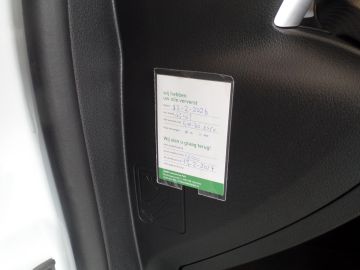 Mercedes-Benz A-Klasse sedan 180 automaat, Business Solution AMG pakket, Navigatie, Clim