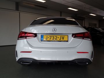 Mercedes-Benz A-Klasse sedan 180 automaat, Business Solution AMG pakket, Navigatie, Clim