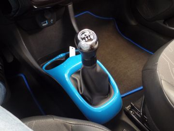 Toyota Aygo 1.0 VVT-i x-first, Clima controle, Elek ramen/spiegels, Key free,