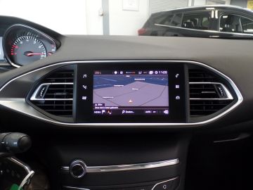 Peugeot 308 1.2 110pk PureTech Blue Lease 5drs, Airco, Navigatie, Cruise cont