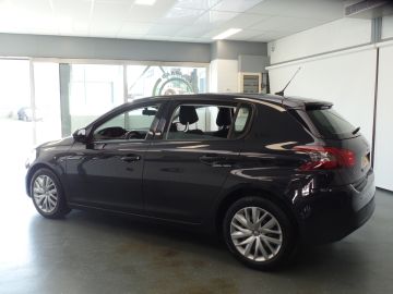 Peugeot 308 1.2 110pk PureTech Blue Lease 5drs, Airco, Navigatie, Cruise cont