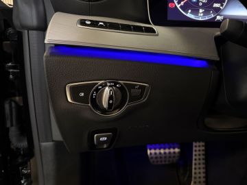 Mercedes-Benz E-Klasse Cabrio 300 AMG STYLING-AIRSCARF-MEMORY-RIJPAKKET-WIDESCREEN-COMPL