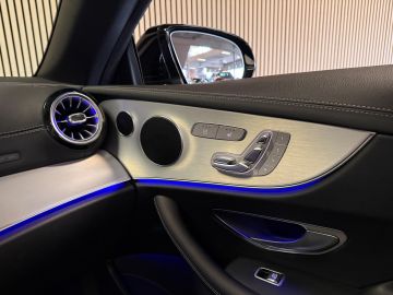 Mercedes-Benz E-Klasse Cabrio 300 AMG STYLING-AIRSCARF-MEMORY-RIJPAKKET-WIDESCREEN-COMPL