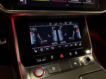 Audi RS6 4.0 TFSI Quattro 600 PK-DYNAMIC PLUS-KERAMISCH-AKRAPOVIC-PANORAMA