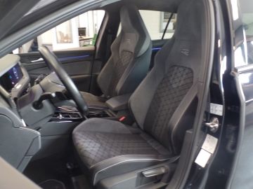 Volkswagen Golf 1.5 eTSI 2x R-Line automaat, 131pk!! Navigatie, Apple Carplay, Cl