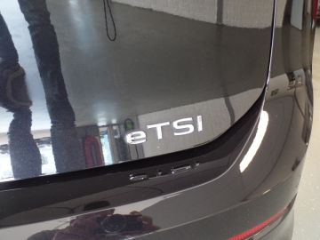 Volkswagen Golf 1.5 eTSI 2x R-Line automaat, 131pk!! Navigatie, Apple Carplay, Cl