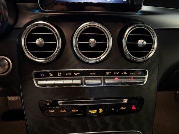 Mercedes-Benz GLC 250 4 Matic AMG STYLING-PANORAMA-RIJ PAKKET-BURMESTER-COMPLEET