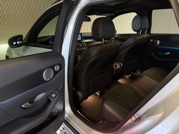 Mercedes-Benz GLC 250 4 Matic AMG STYLING-PANORAMA-RIJ PAKKET-BURMESTER-COMPLEET