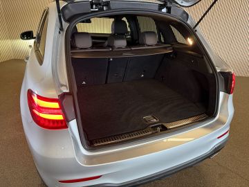 Mercedes-Benz GLC 250 4 Matic AMG STYLING-PANORAMA-RIJ PAKKET-BURMESTER-COMPLEET