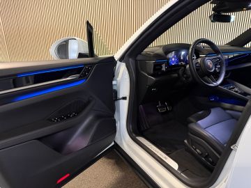 Porsche Macan 4S 100kWh 449PK-LUCHTV.-PANO-HEAD UP-MATRIX-STOELEN 14 VOUDIG-VIE