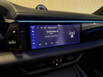 Porsche Macan 4S 100kWh 449PK-LUCHTV.-PANO-HEAD UP-MATRIX-STOELEN 14 VOUDIG-VIE