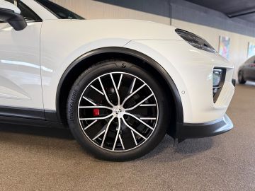 Porsche Macan 4S 100kWh 449PK-LUCHTV.-PANO-HEAD UP-MATRIX-STOELEN 14 VOUDIG-VIE